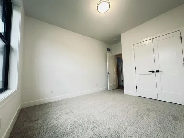 $649,900 | 16420 Sleepy Hollow Drive, Fenton, MI 48430