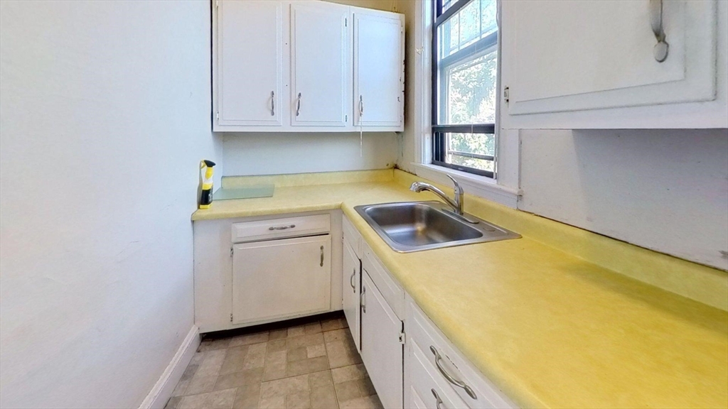 52 Clark Avenue, Unit 6 Chelsea, MA 02150 - Photo 10 of 16