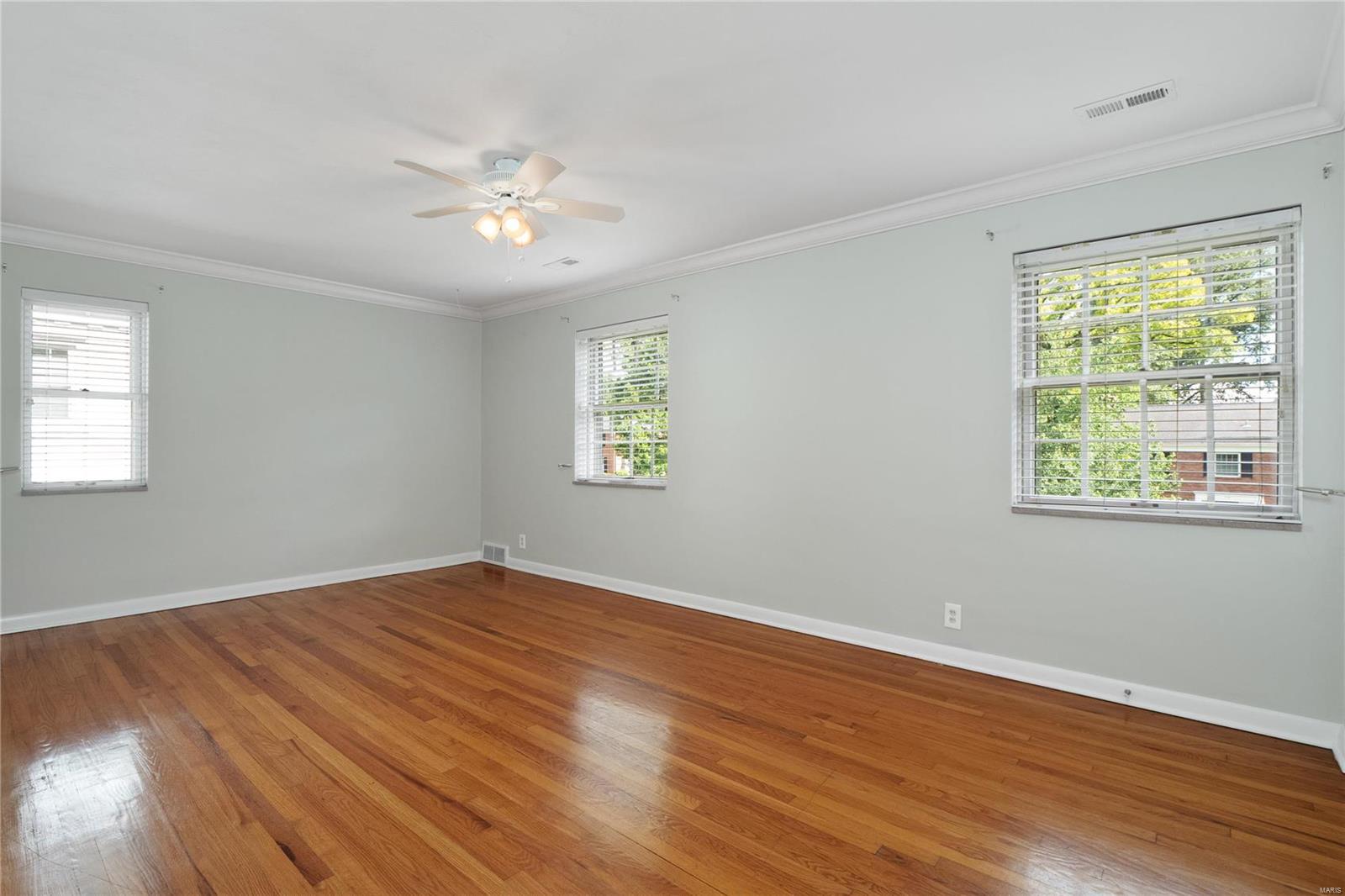711 Hawbrook Road Glendale, MO 63122 - Photo 20 of 26 Gallery Image 20
