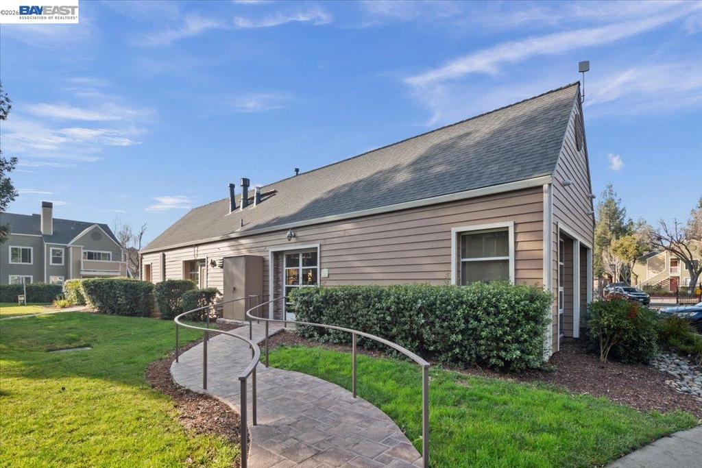 215 Reflections Drive San Ramon, CA 94583 - Photo 12 of 17 a house view with a garden space