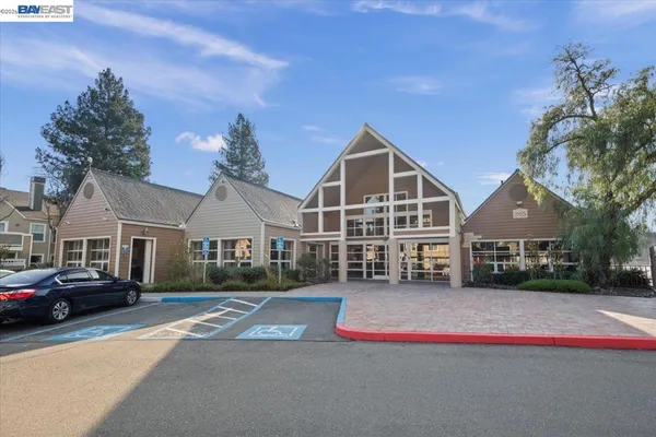$2,250 | 215 Reflections Drive, San Ramon, CA 94583