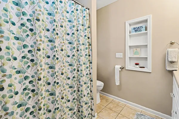 $228,644 | 6782 White Pine Drive, Canadian Lakes, MI 49346