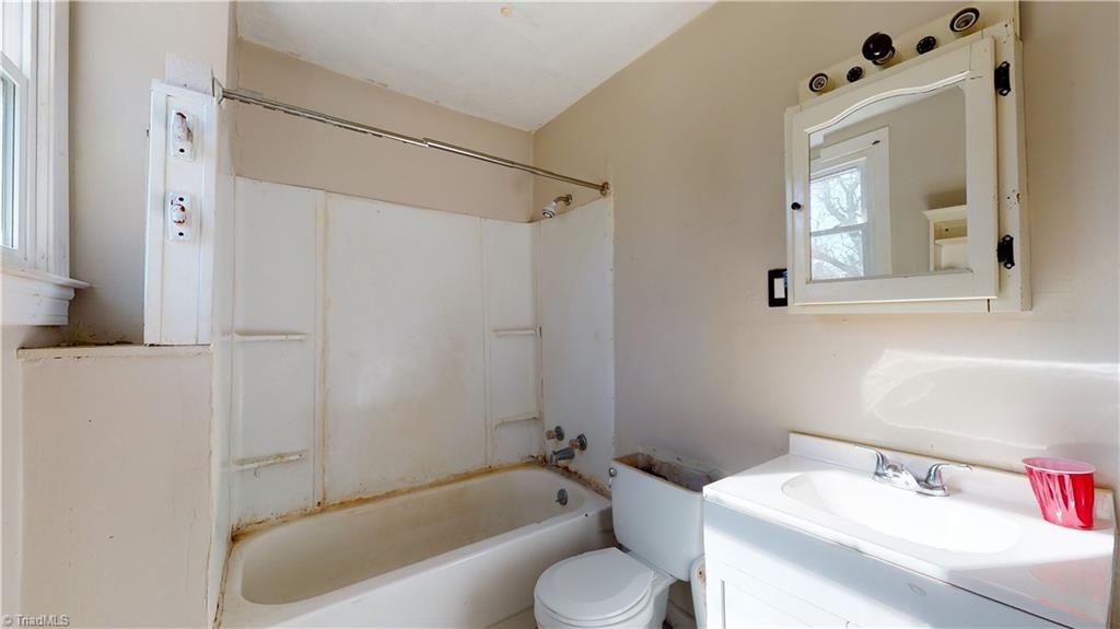 180 Smith Chapel Road Pelham, NC 27311 - Photo 12 of 16 Gallery Image 12
