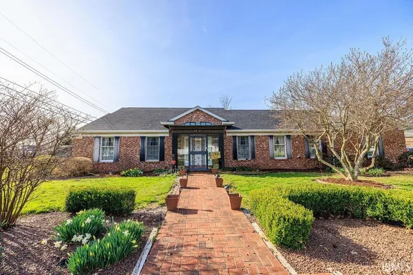 $454,900 | 310 Garden Park Circle, Spencer, IN 47460