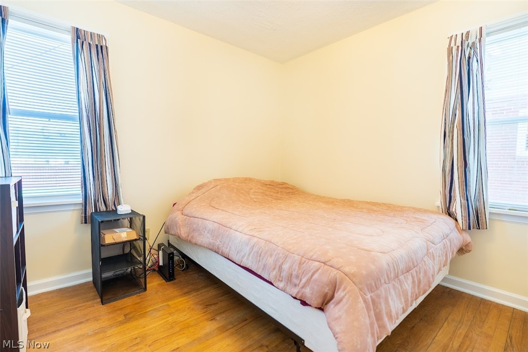 4205 Lambert Road Cleveland, OH 44121 - Photo 12 of 24 Bedroom 1