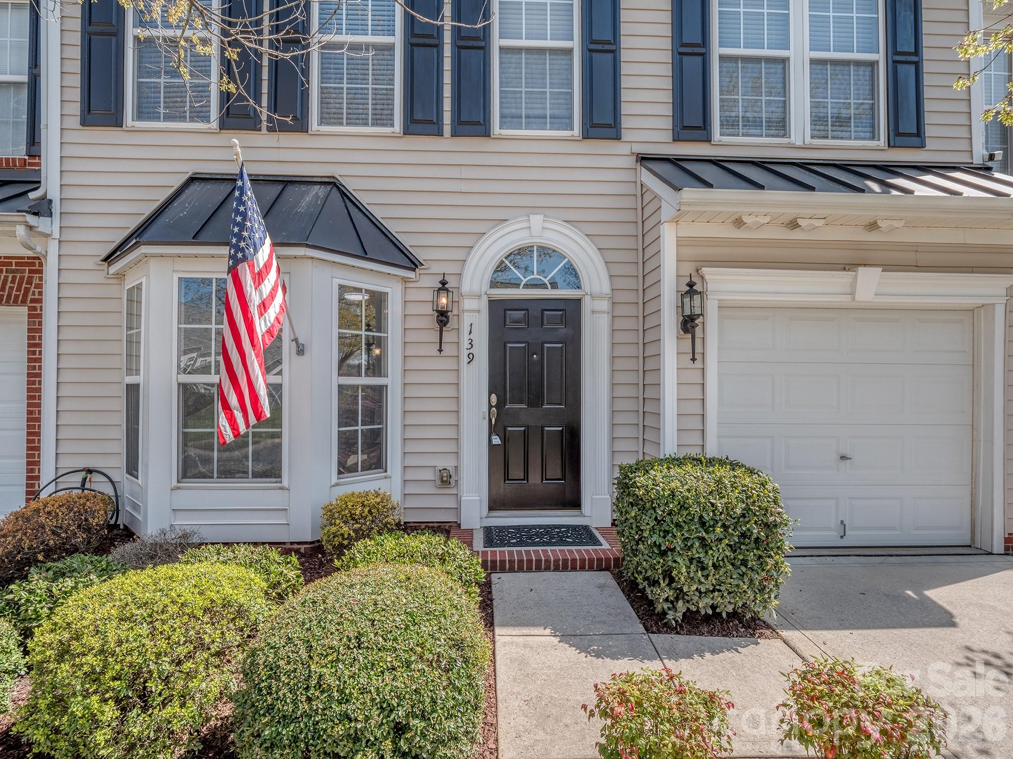 139 Snead Road Fort Mill, SC 29715 - Photo 2 of 31