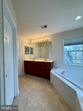 $3,200 | 1204 Anderson Street, Fredericksburg, VA 22401