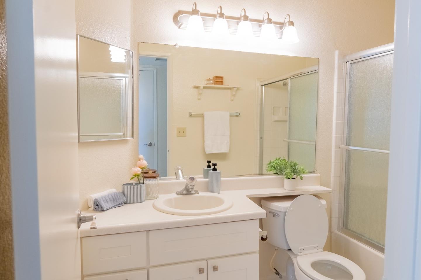 1002 Forest Run Hercules, CA 94547 - Photo 19 of 26