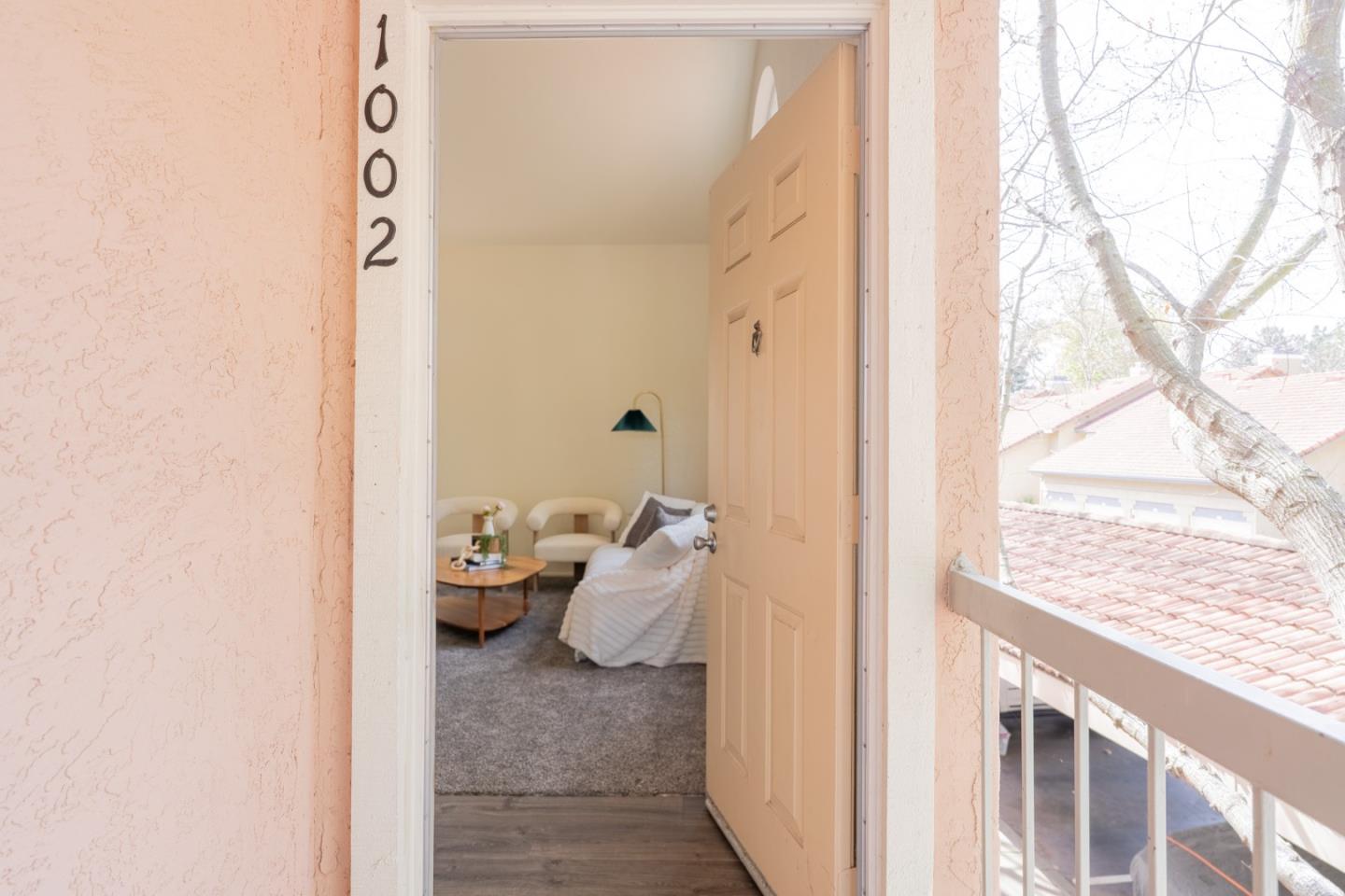 1002 Forest Run Hercules, CA 94547 - Photo 4 of 26