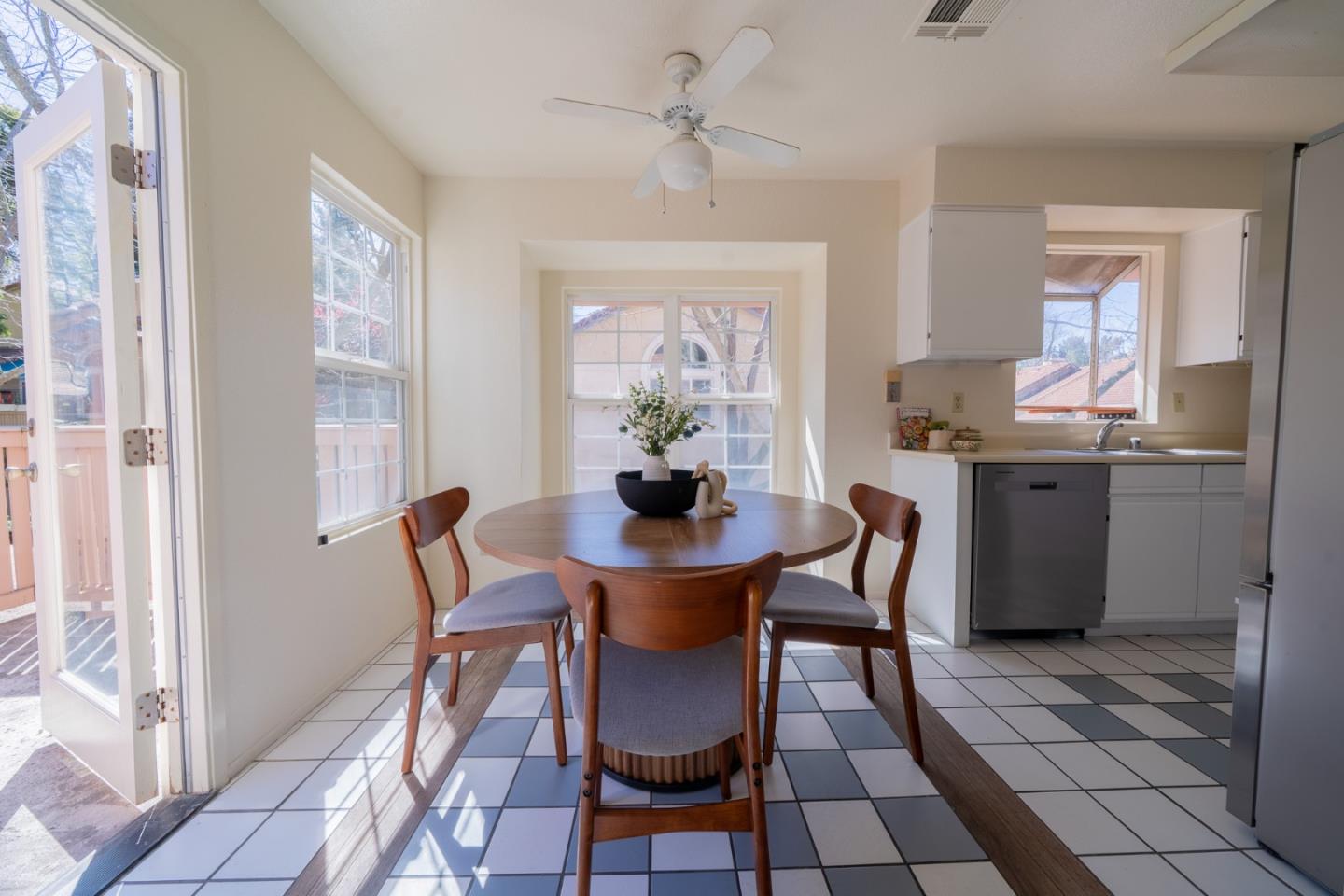 1002 Forest Run Hercules, CA 94547 - Photo 9 of 26