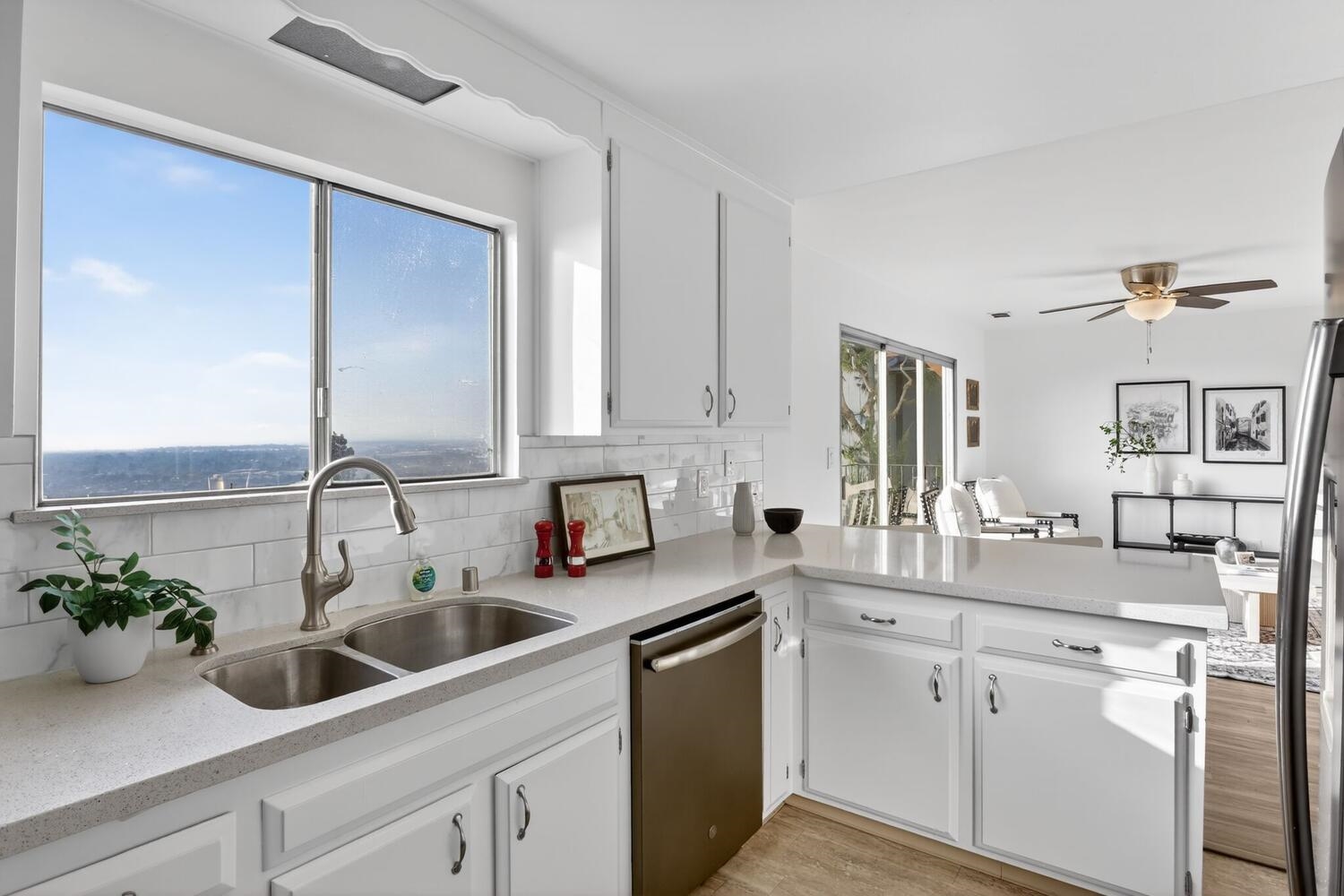 16605 Rolando Avenue Castro Valley, CA 94578 - Photo 16 of 49