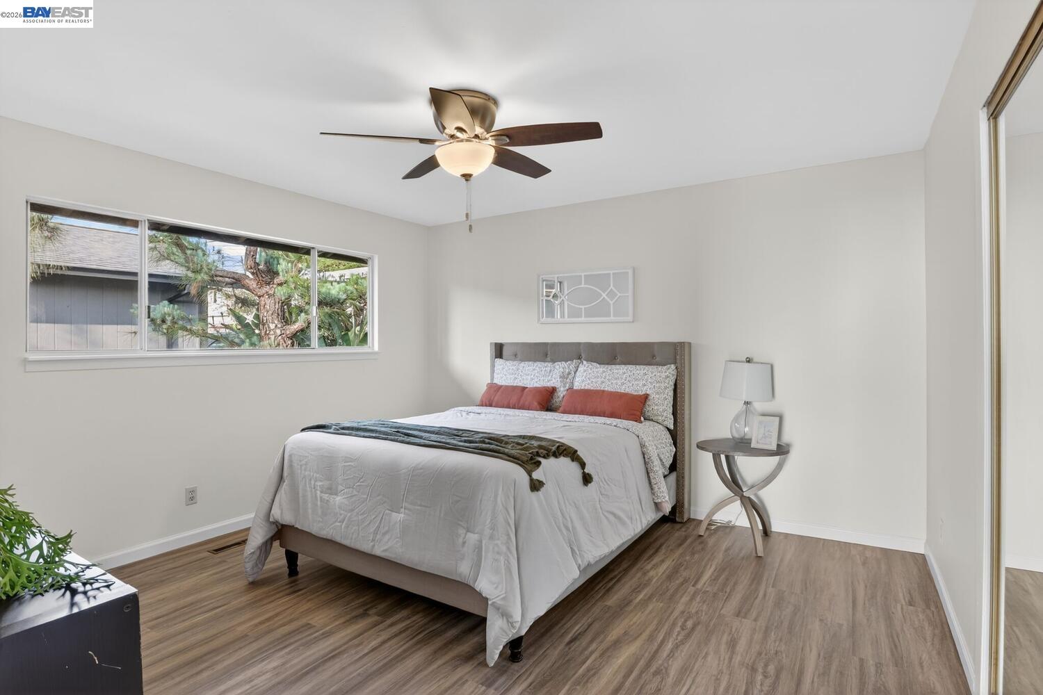 16605 Rolando Avenue Castro Valley, CA 94578 - Photo 22 of 48