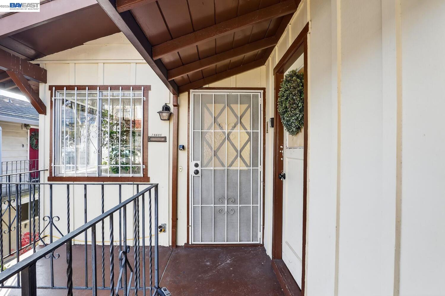 16605 Rolando Avenue Castro Valley, CA 94578 - Photo 5 of 48