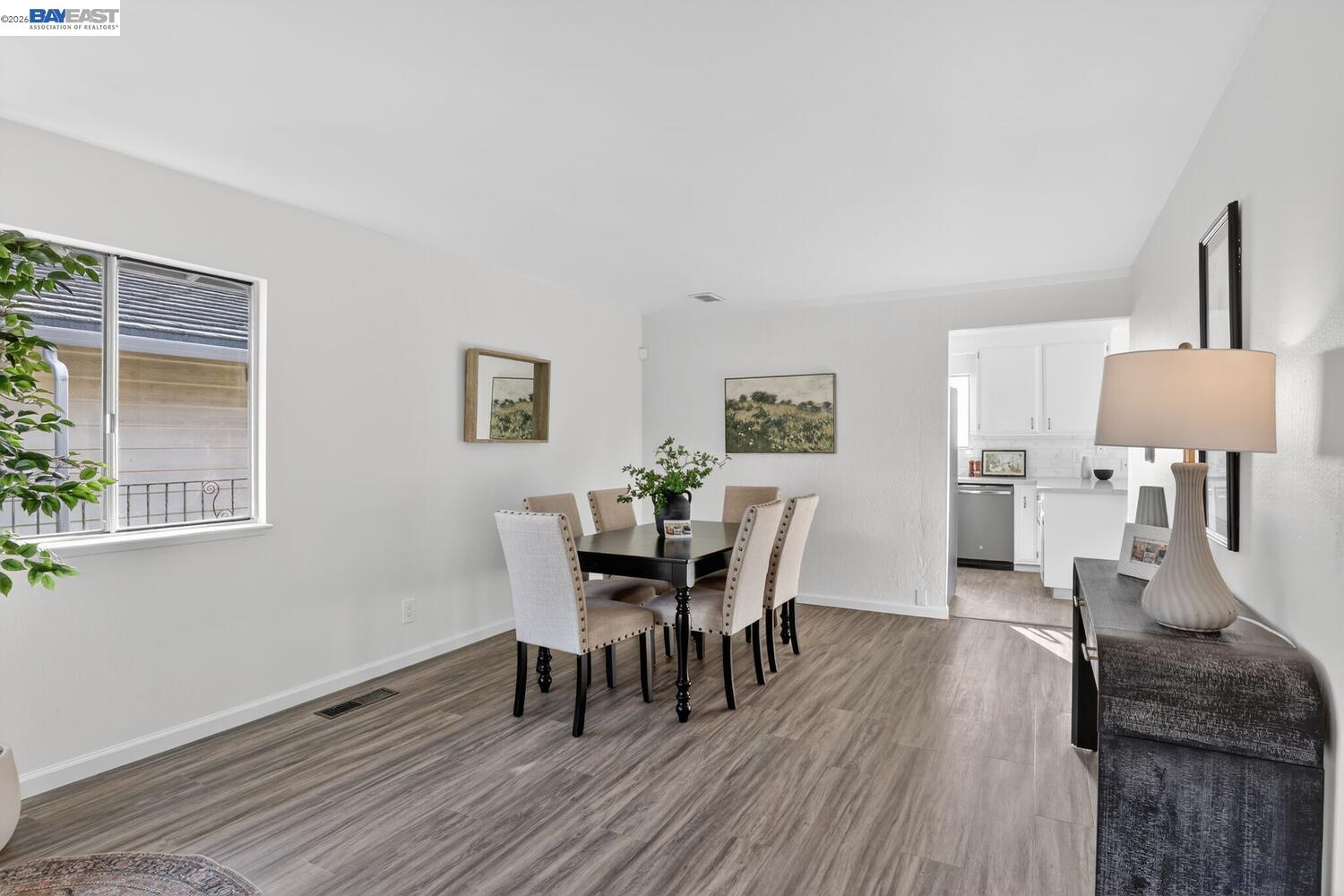 16605 Rolando Avenue Castro Valley, CA 94578 - Photo 9 of 48