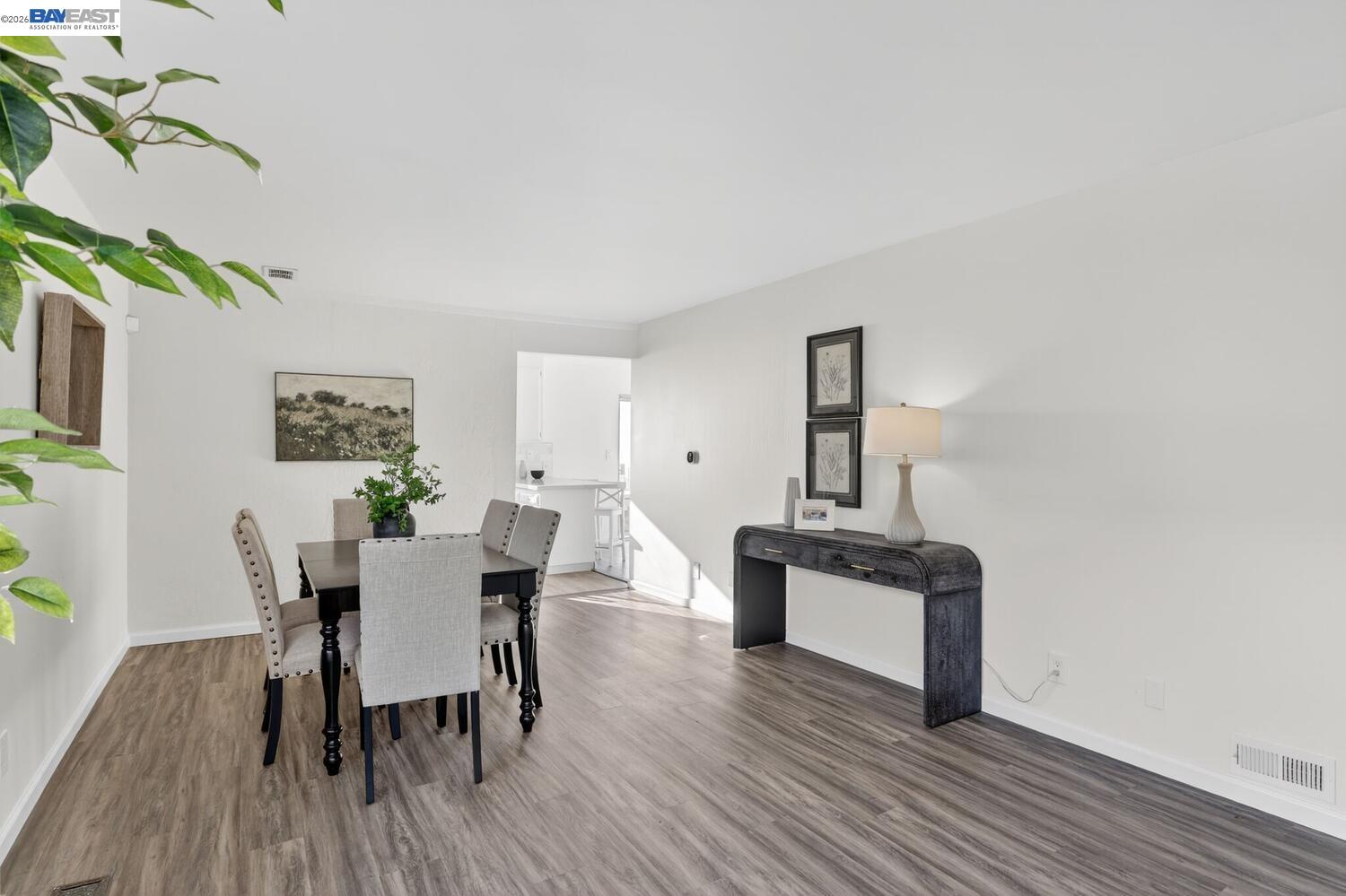 16605 Rolando Avenue Castro Valley, CA 94578 - Photo 10 of 48