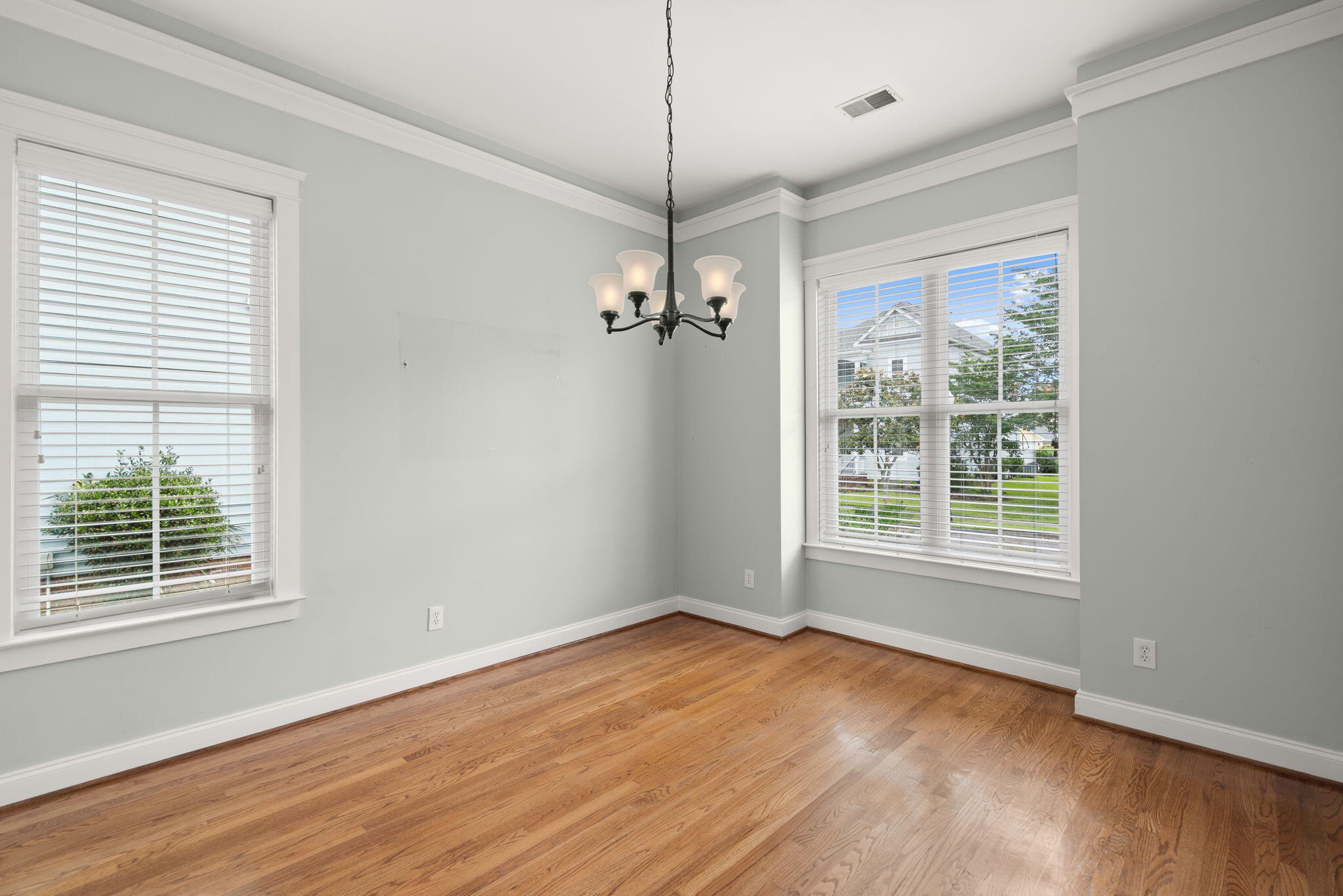 302 Hydrangea Street Summerville, SC 29483 - Photo 28 of 67