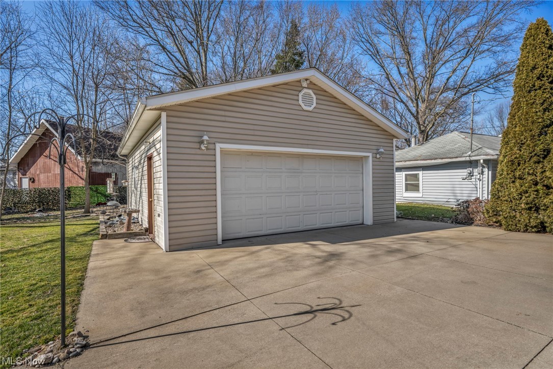 3060 Long Akron, OH 44312 - Photo 36 of 48