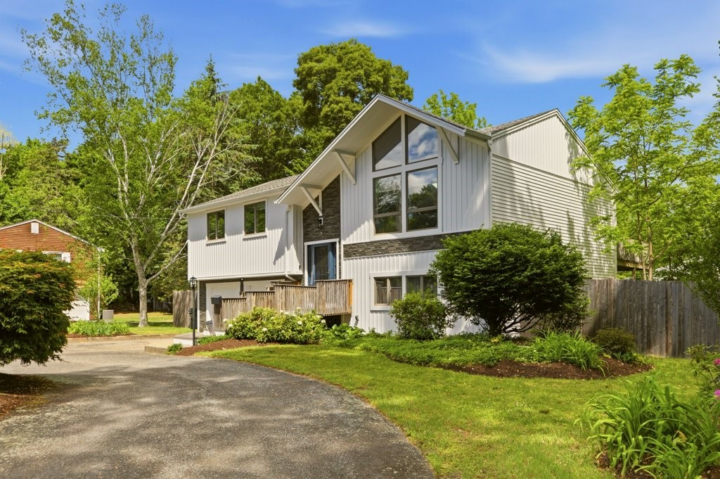 7 Friar Tuck Road Warwick, RI 02886 - Photo 46 of 49