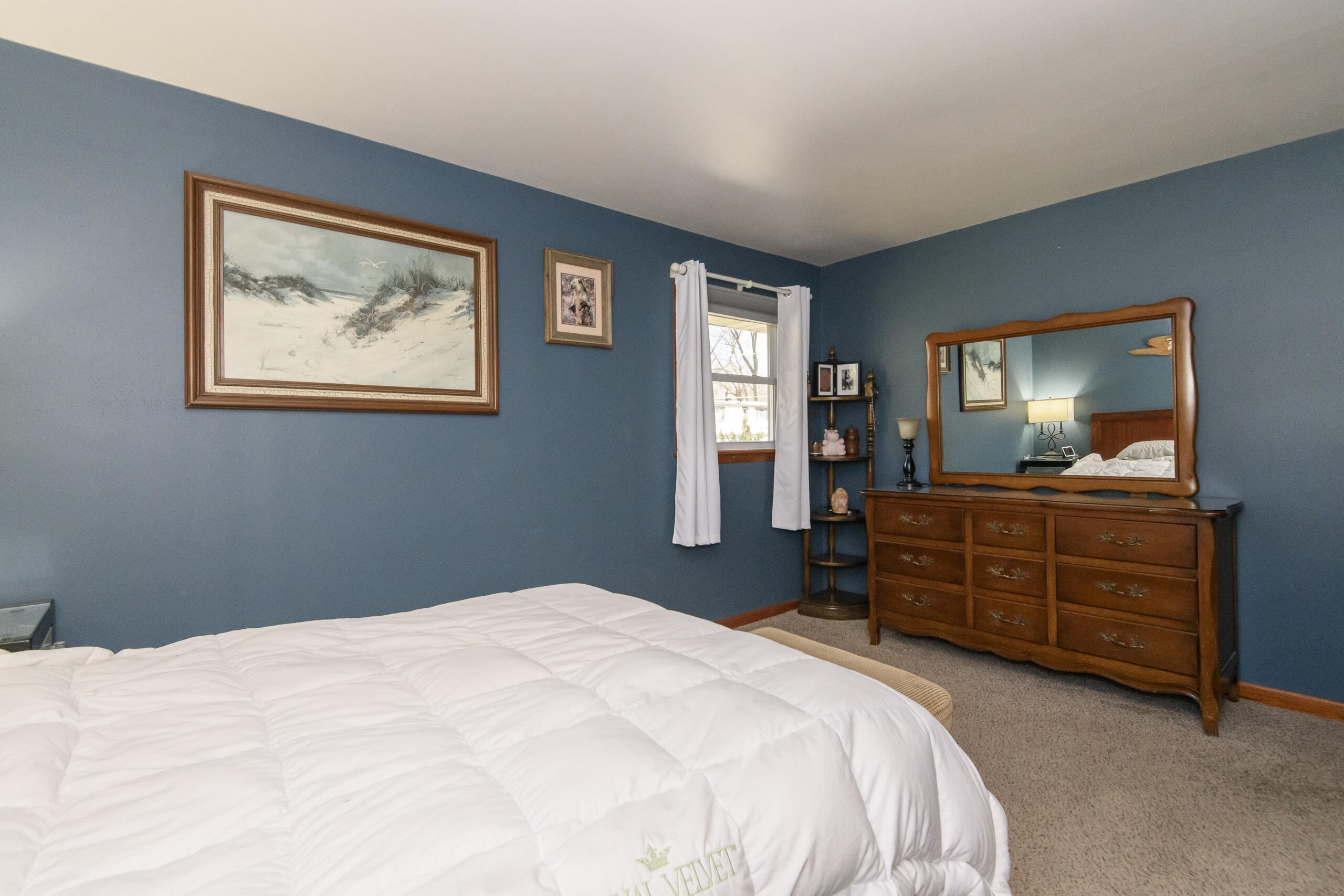 244 Edwards Street Dousman, WI 53118 - Photo 12 of 32 Move-in ready