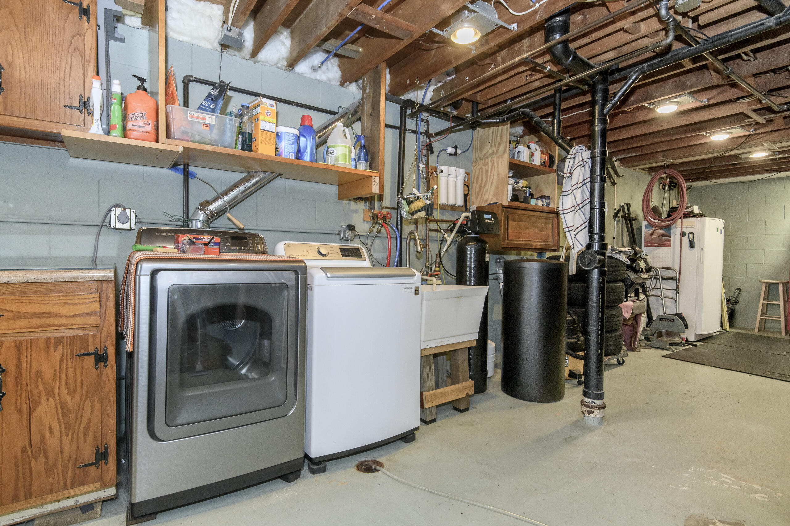 244 Edwards Street Dousman, WI 53118 - Photo 24 of 32 Clean laundry area