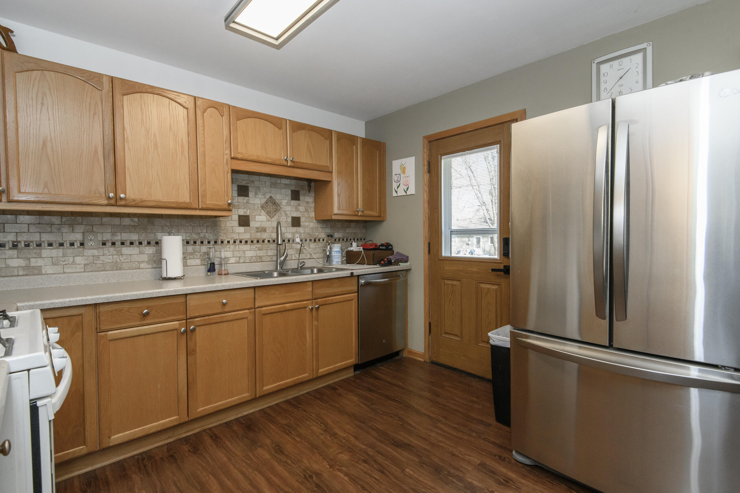 244 Edwards Street Dousman, WI 53118 - Photo 7 of 32 Appliances included