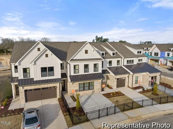 $339,900 | 220 North District Avenue, Unit 271, Clayton, NC 27527