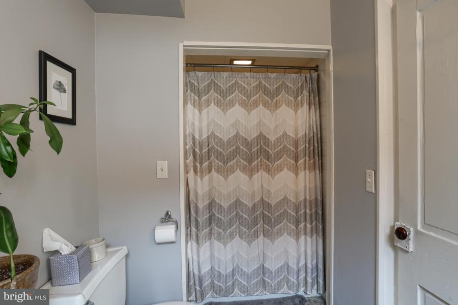 246 East Walnut Street Lancaster, PA 17602 - Photo 17 of 41