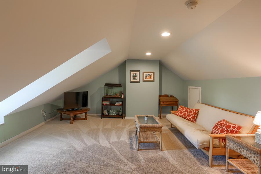 246 East Walnut Street Lancaster, PA 17602 - Photo 34 of 41