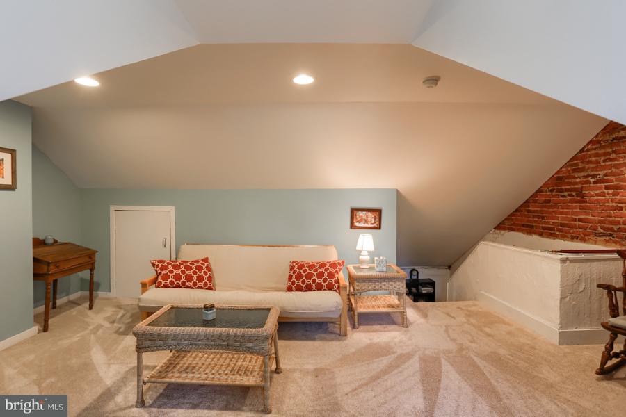 246 East Walnut Street Lancaster, PA 17602 - Photo 37 of 41