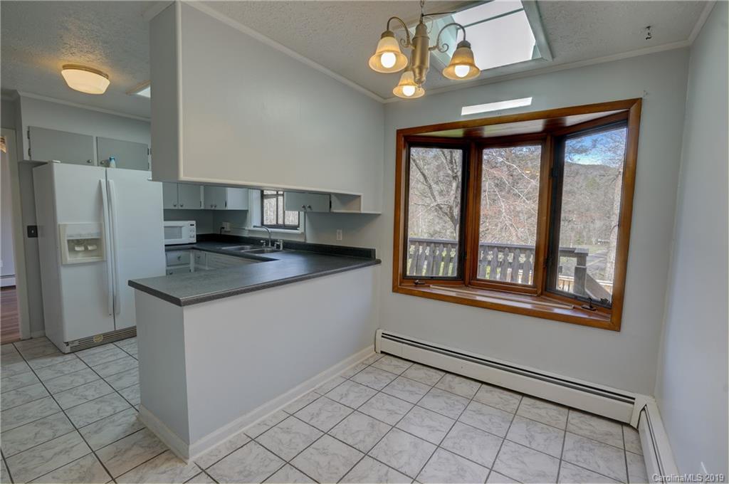 1074 University Heights Road, Unit 22 Cullowhee, NC 28723 - Photo 16 of 36 Gallery Image 16