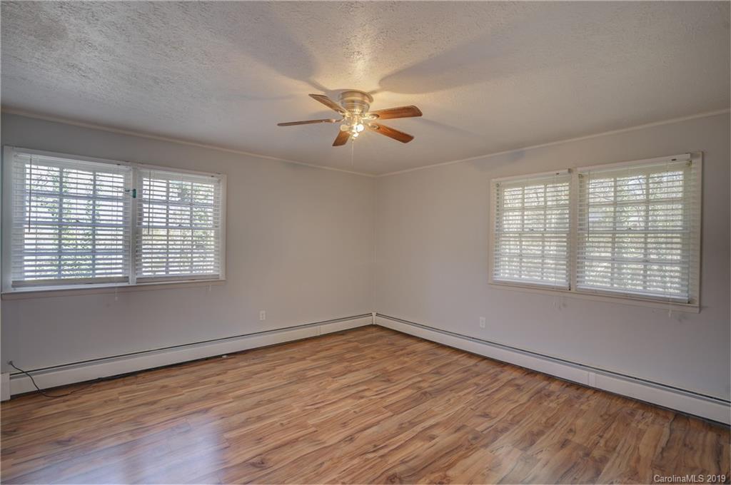 1074 University Heights Road, Unit 22 Cullowhee, NC 28723 - Photo 22 of 36 Gallery Image 22
