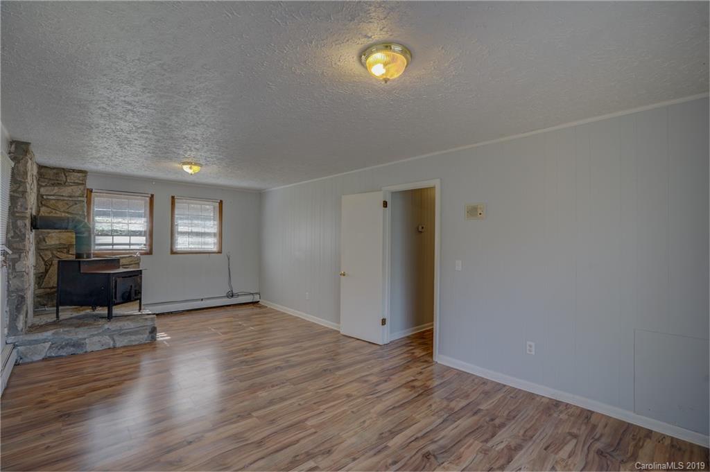 1074 University Heights Road, Unit 22 Cullowhee, NC 28723 - Photo 31 of 36 Gallery Image 31