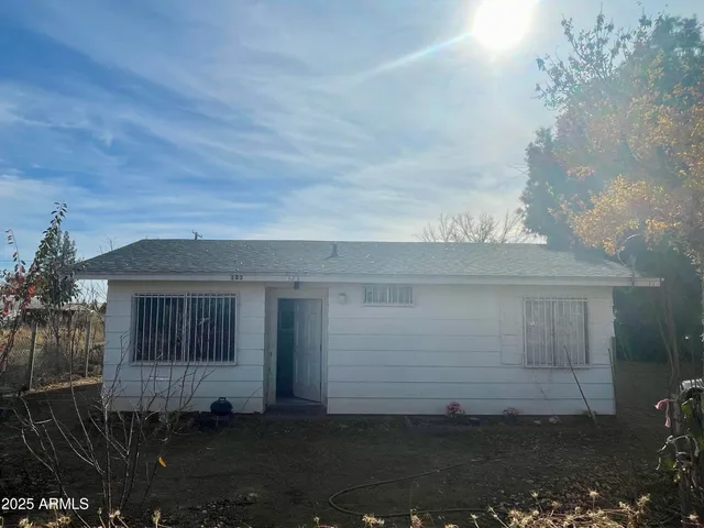 $145,000 | 323 East 17th Street, Douglas, AZ 85607