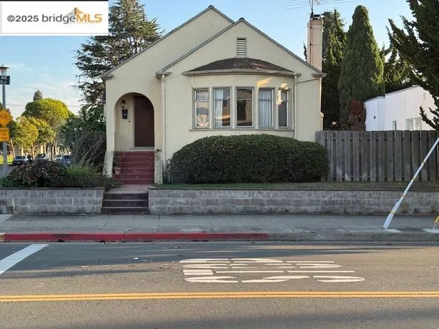 $849,000 | 1252 Portland Avenue, Albany, CA 94706