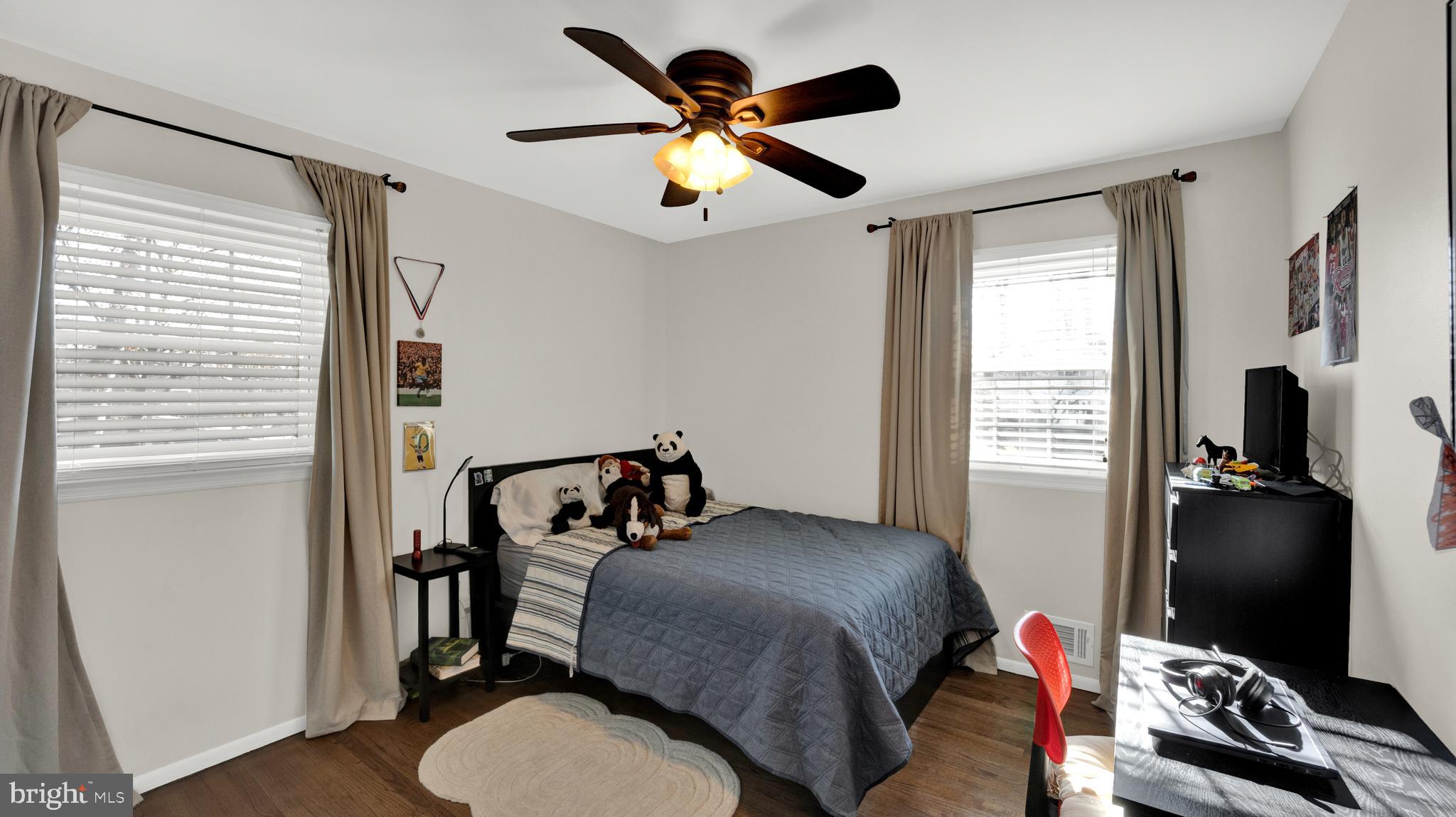 2 Pin Oak Drive Lawrence Township, NJ 08648 - Photo 29 of 40