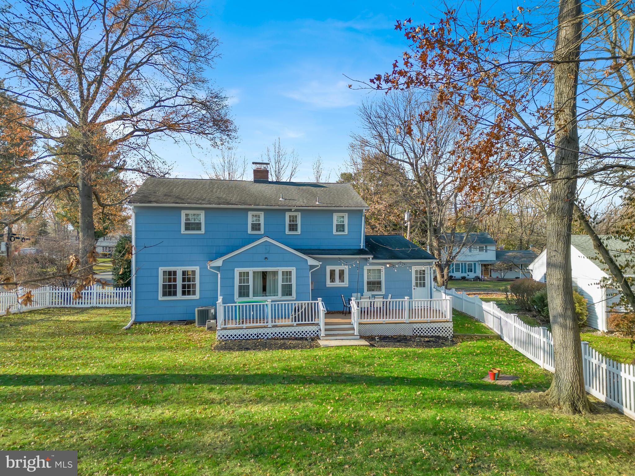 2 Pin Oak Drive Lawrence Township, NJ 08648 - Photo 33 of 40