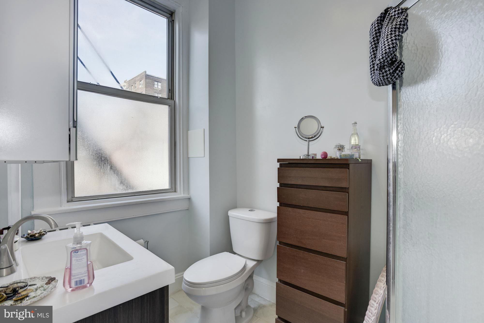 804 North Calvert Street Baltimore, MD 21202 - Photo 25 of 28 Bath