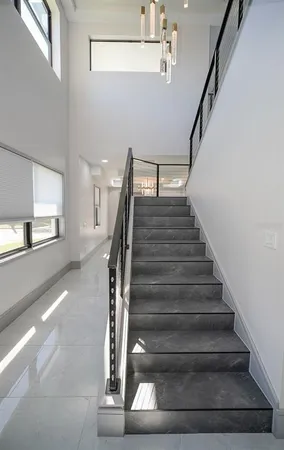 $6,500 | 3201 West Nassau Street, Tampa, FL 33607