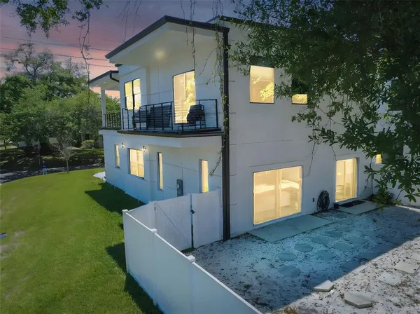 $6,500 | 3201 West Nassau Street, Tampa, FL 33607