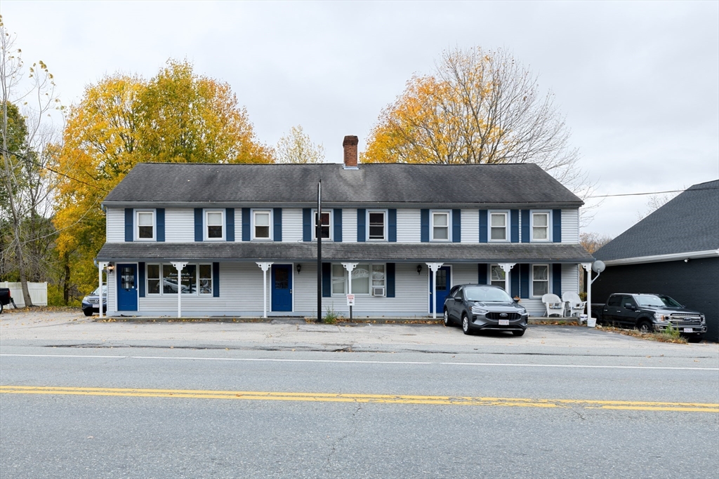 537 Main Street Sturbridge, MA 01518 - Photo 1 of 14