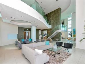 1900 North Bayshore Drive, Unit 2609 Miami, FL 33132 - Photo 25 of 36 a living room with furniture