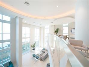 1900 North Bayshore Drive, Unit 2609 Miami, FL 33132 - Photo 26 of 36 a view of a living room and a large window