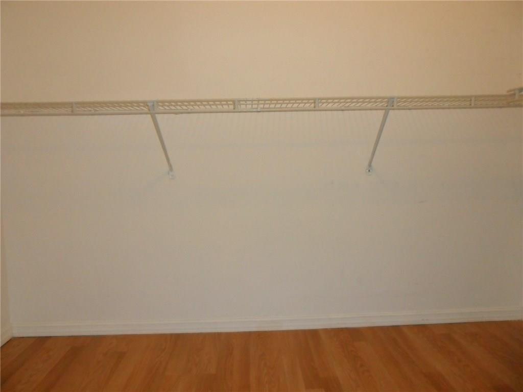 1900 North Bayshore Drive, Unit 2609 Miami, FL 33132 - Photo 32 of 36 a view of small space