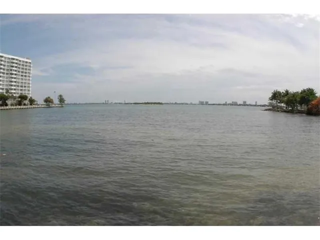 a view of outdoor space with green field
