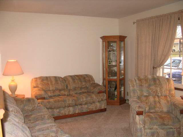 4137 Ridgeview Boulevard Vincennes, IN 47591 - Photo 3 of 5 Gallery Image 3