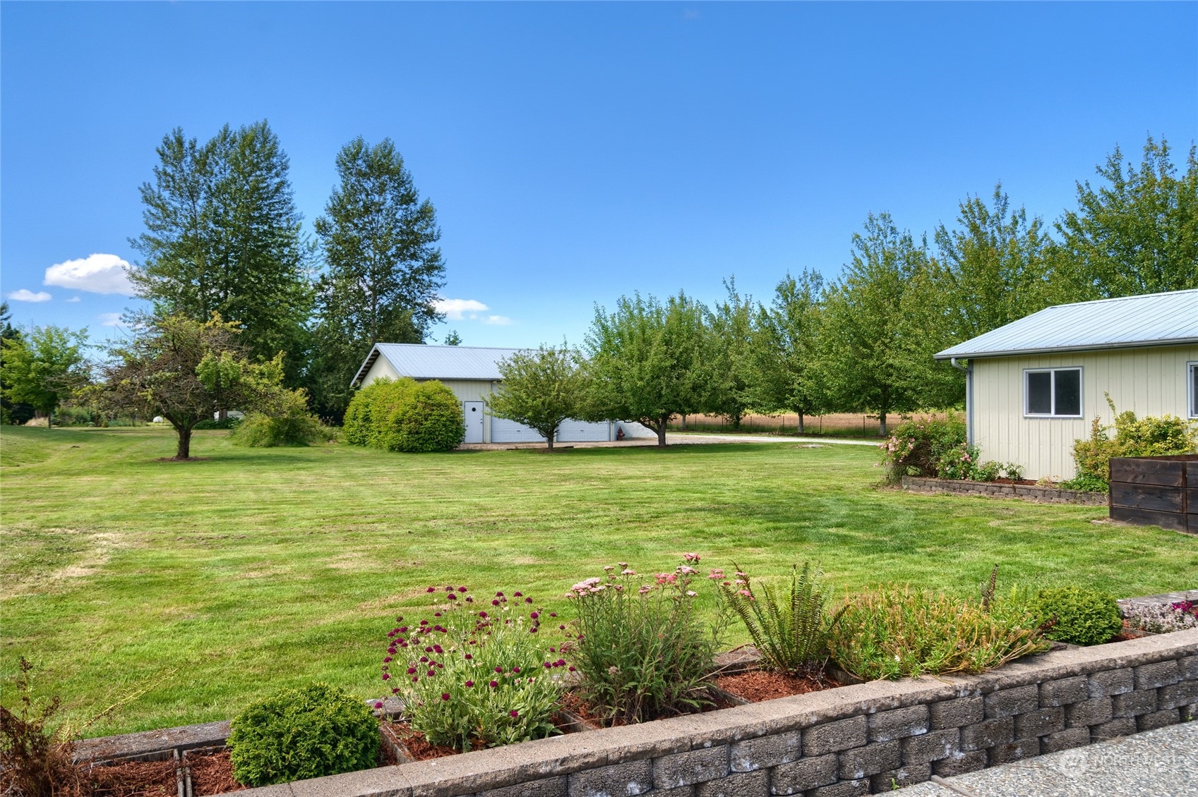 11256 Farm To Market Road Mount Vernon, WA 98273 - Photo 33 of 39 Gallery Image 33