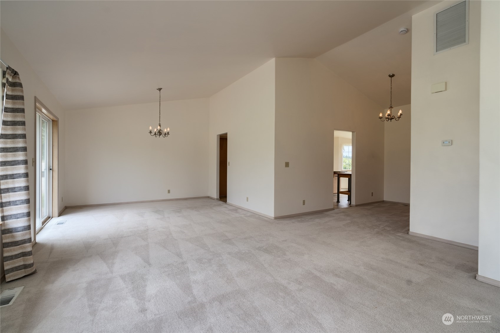 11256 Farm To Market Road Mount Vernon, WA 98273 - Photo 10 of 39 Gallery Image 10