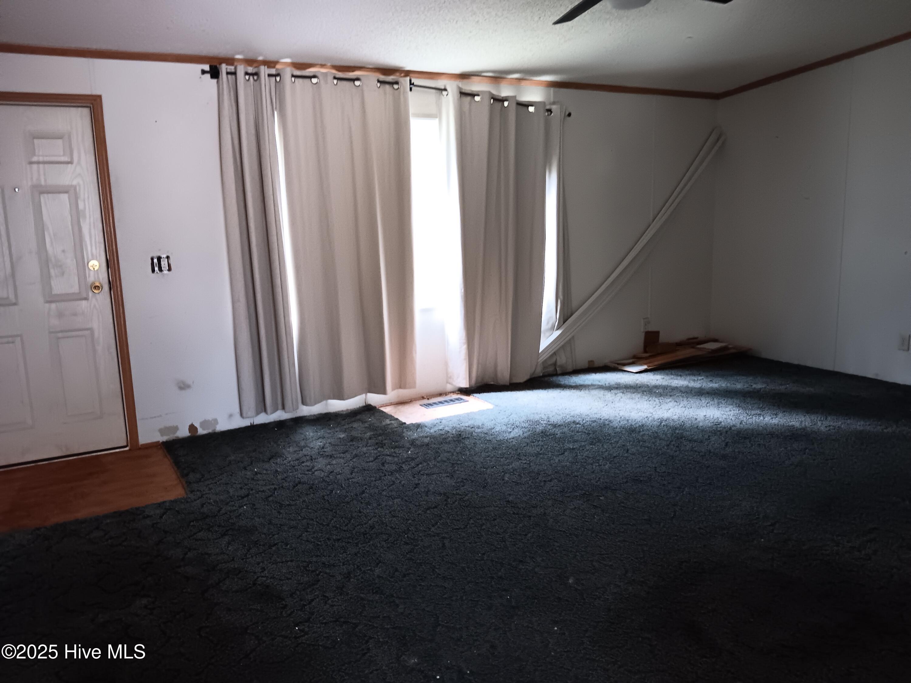 131 Lick Creek Road Carthage, NC 28327 - Photo 3 of 13 living Room
