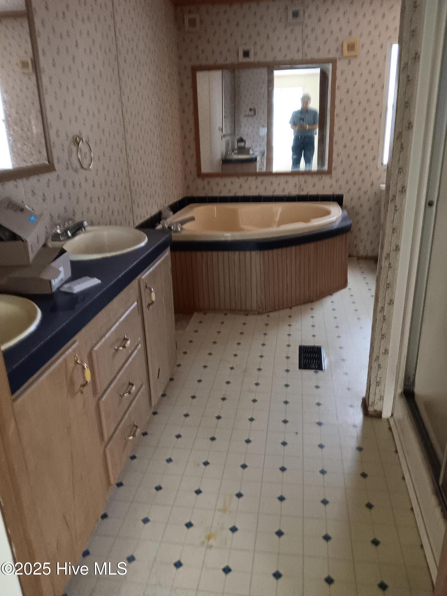 131 Lick Creek Road Carthage, NC 28327 - Photo 8 of 13 Primary Bath