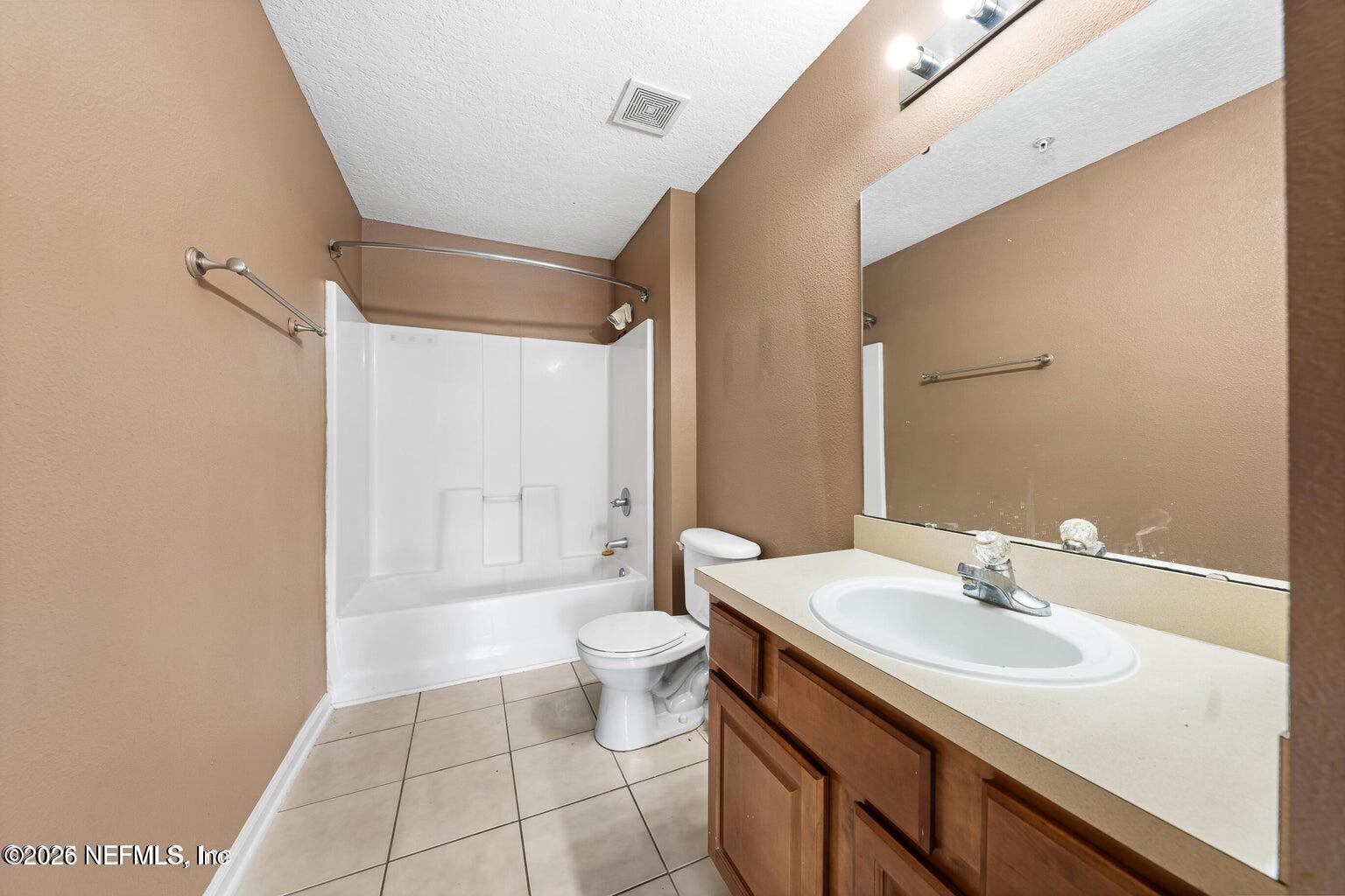 7920 Merrill Road, Unit 1713 Jacksonville, FL 32277 - Photo 4 of 8 20251013133300186711000000-o